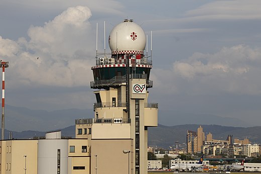 520px-Torre_di_controllo_aeroporto_di_Firenze_MG_6654_01