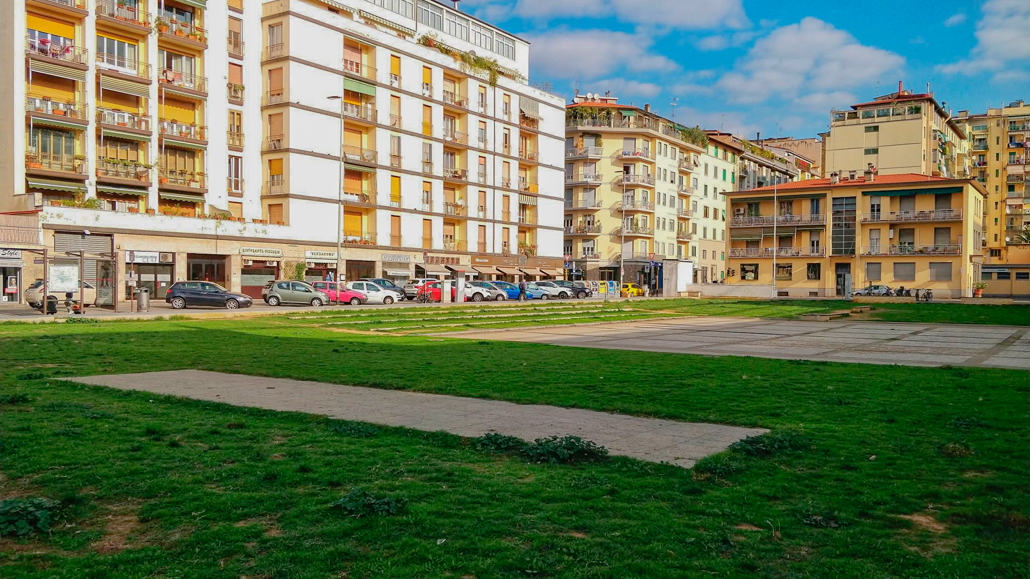 Piazza Dallapiccola e piazza Leopoldo: problemi di verde e di scelte politiche